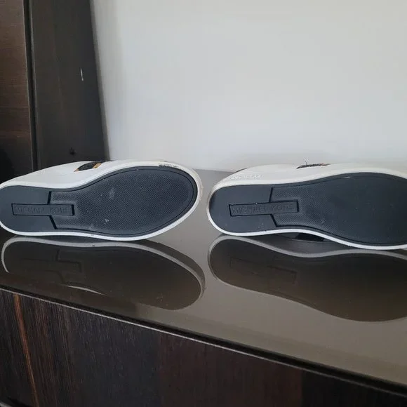 Michael Kors woman 7.5  sneakers - Picture 12 of 14